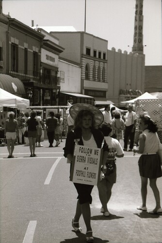 Click to see PIC 7-CARTER 68-11 of Sierra Festival of the Arts (PIC 7-CARTER 68)