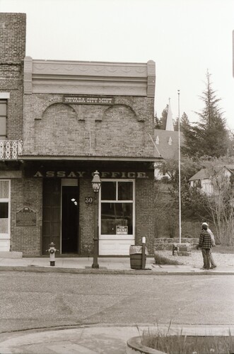 Click to see PIC 7-CARTER 84-17 of South Yuba Canal Building and Broad Street (PIC 7-CARTER 84)