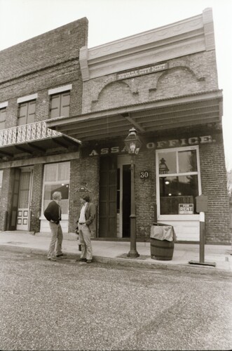 Click to see PIC 7-CARTER 84-20 of South Yuba Canal Building and Broad Street (PIC 7-CARTER 84)