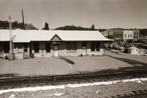 Click to see PIC 7-CARTER 46-5 of Truckee Train Depot (PIC 7-CARTER 46)