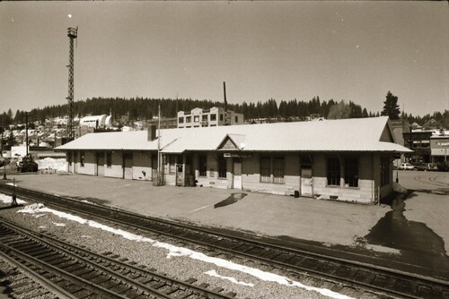 Click to see PIC 7-CARTER 46-10 of Truckee Train Depot (PIC 7-CARTER 46)