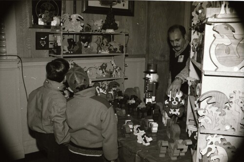Click to see PIC 7-CARTER 65-25 of Victorian Christmas (PIC 7-CARTER 65)
